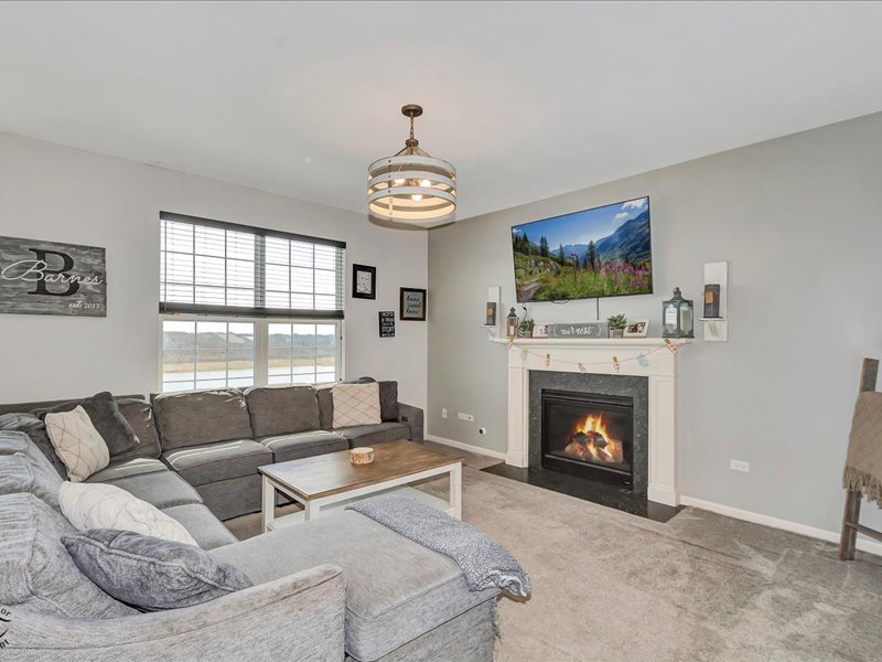 14911 W Carver Crossing