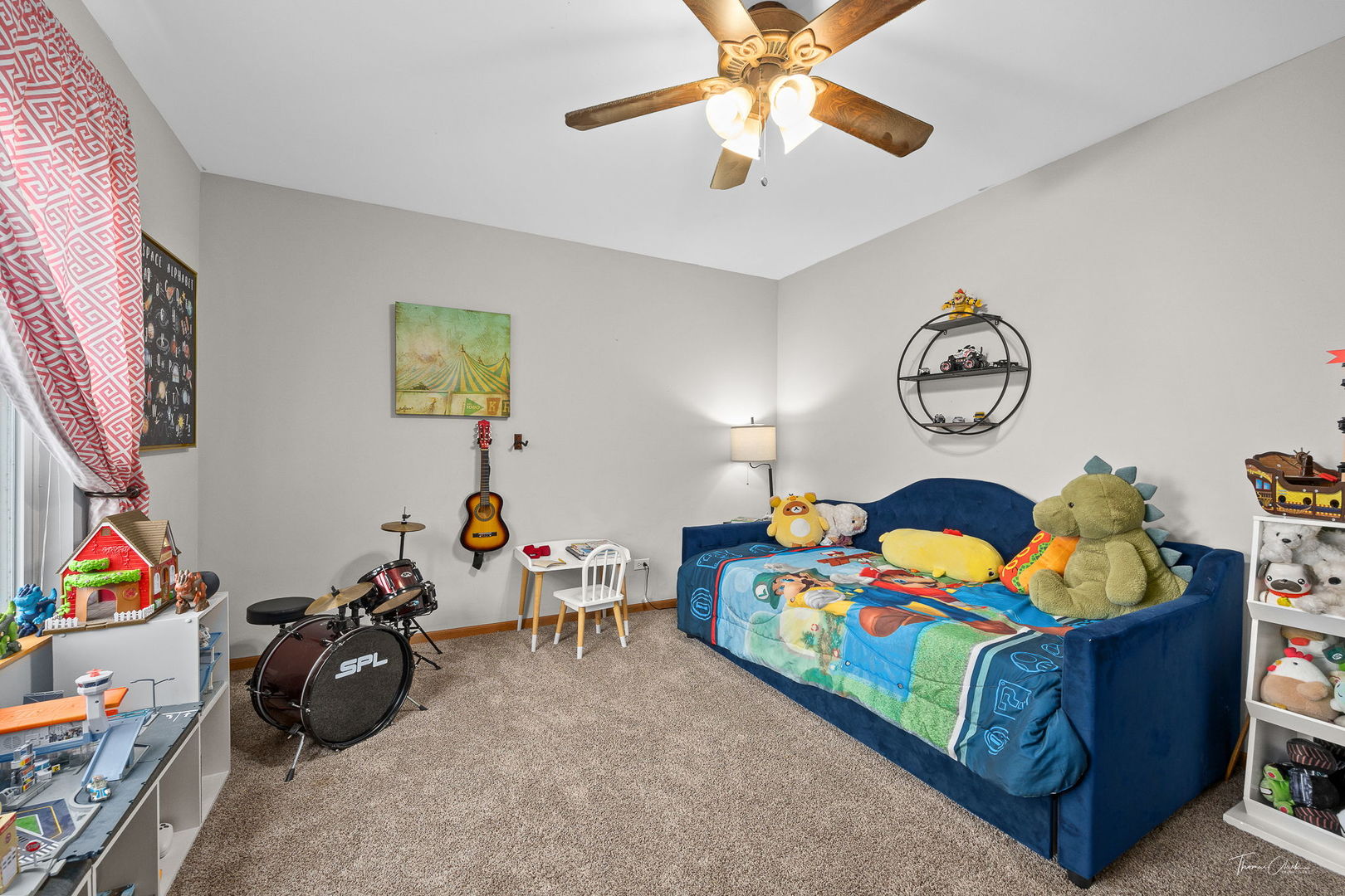 5825 Emerald Pointe Drive