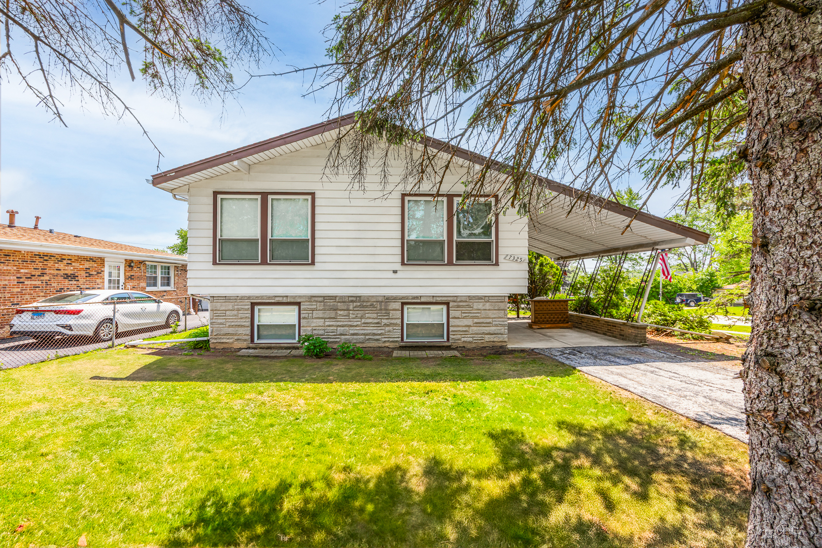 7325 173rd Street