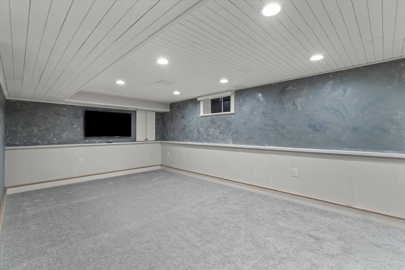 23W500 Burdette Avenue