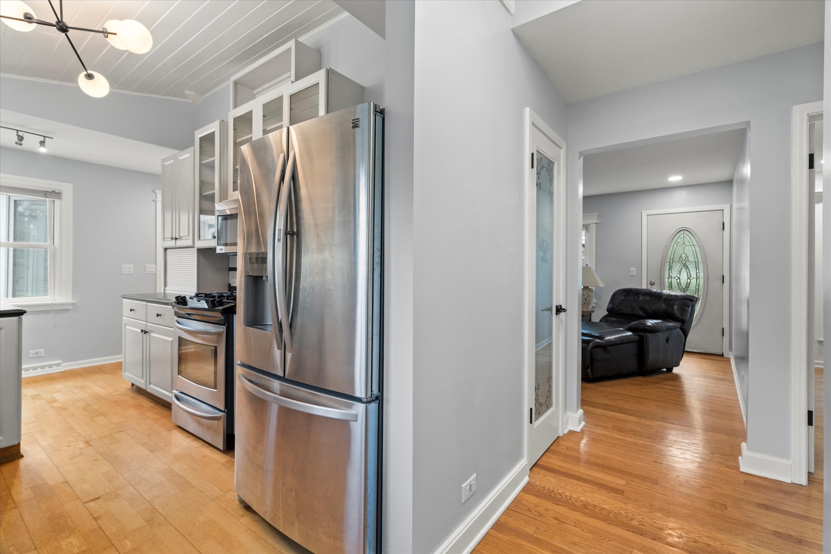 23W500 Burdette Avenue