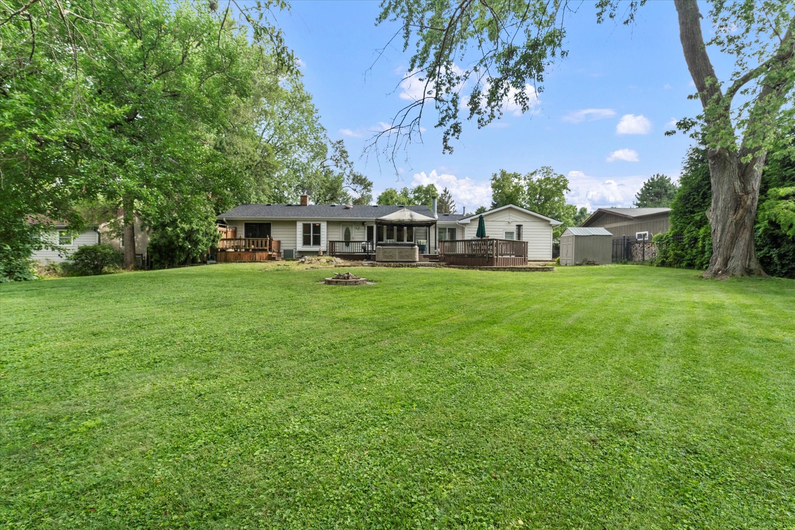 23W500 Burdette Avenue