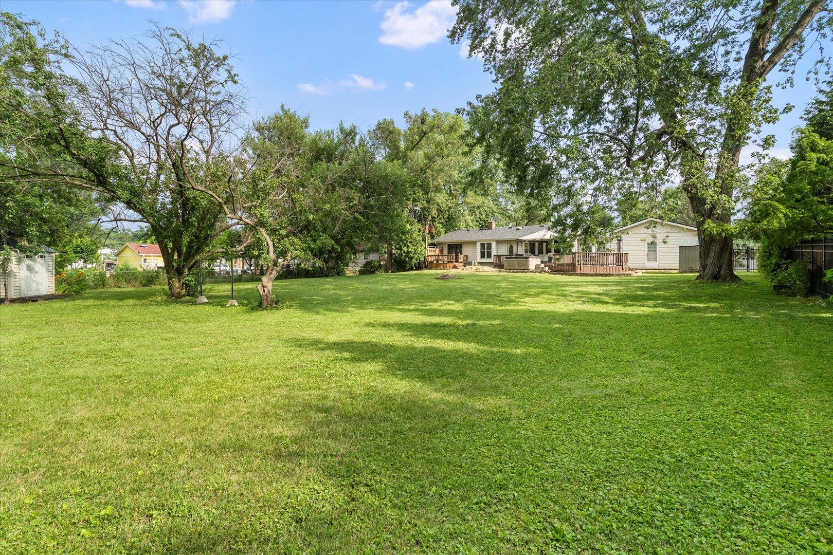23W500 Burdette Avenue