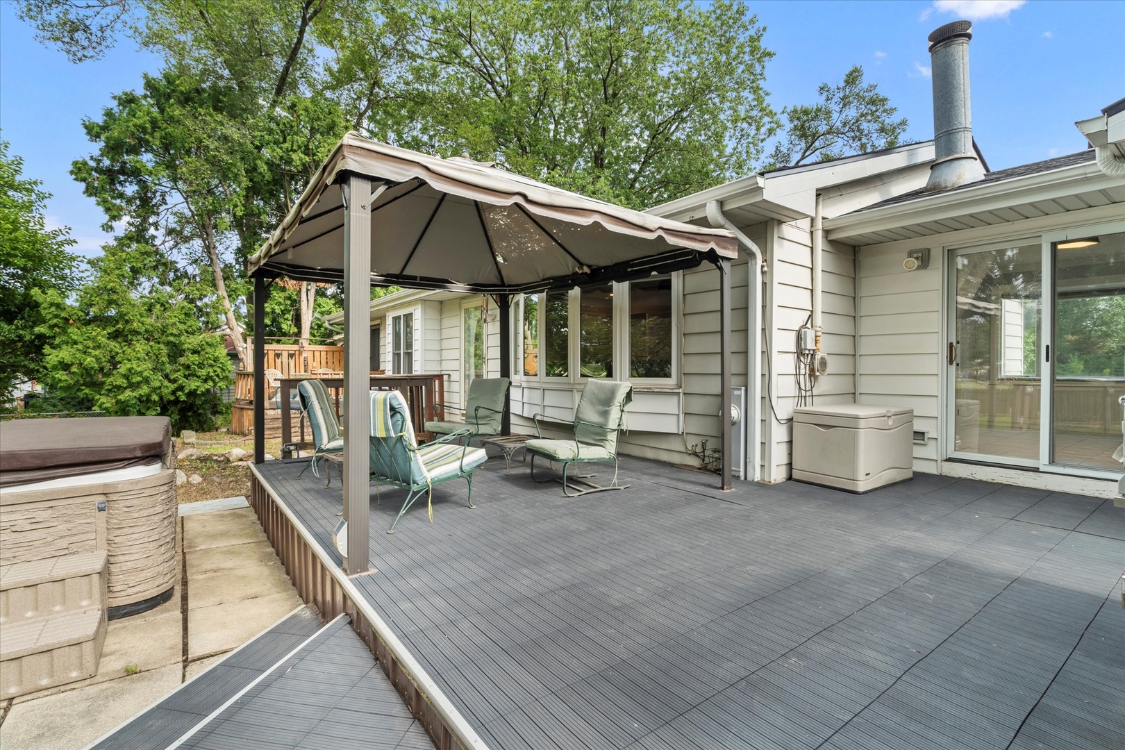 23W500 Burdette Avenue