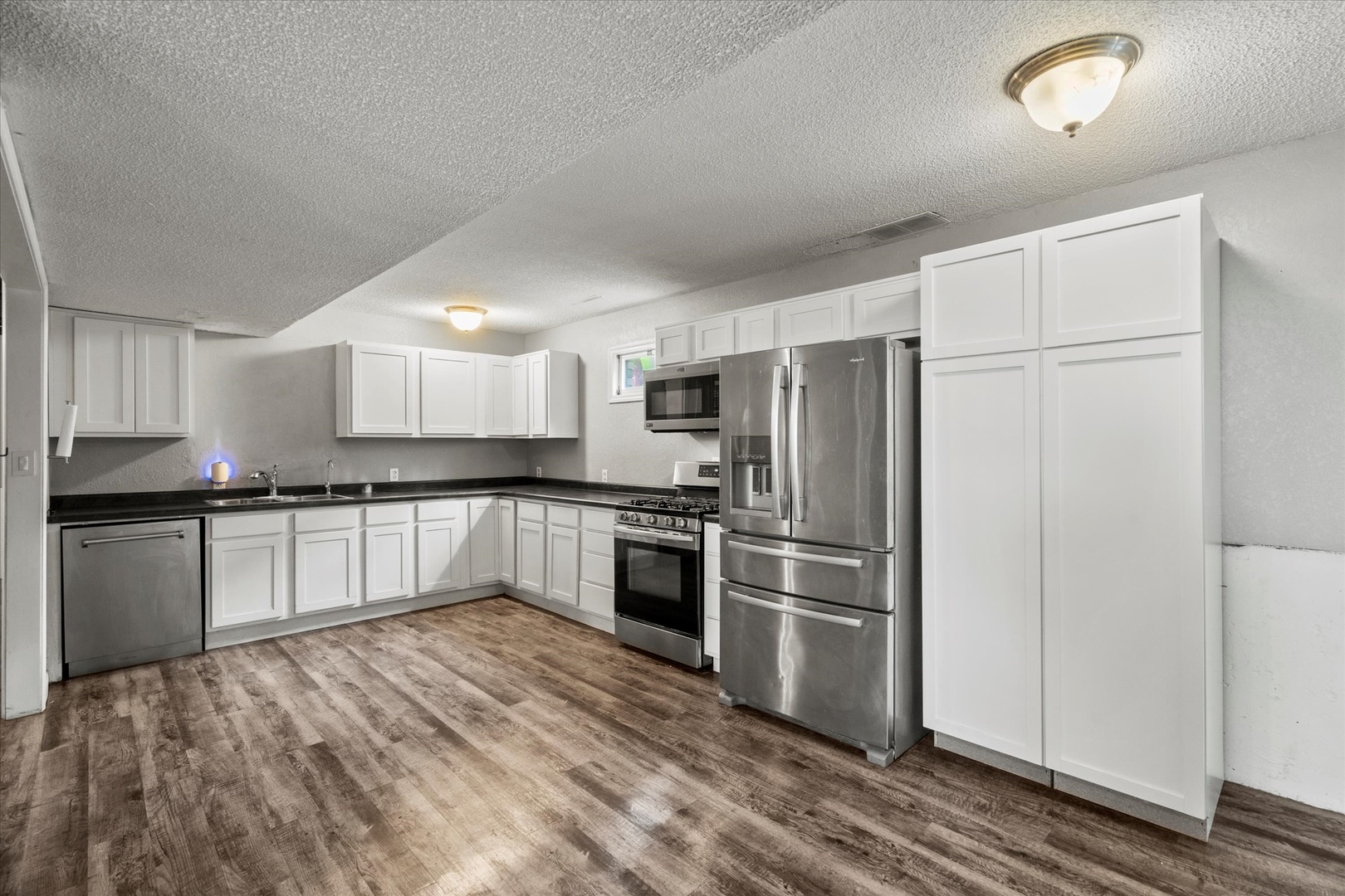 464 E Pilot Drive