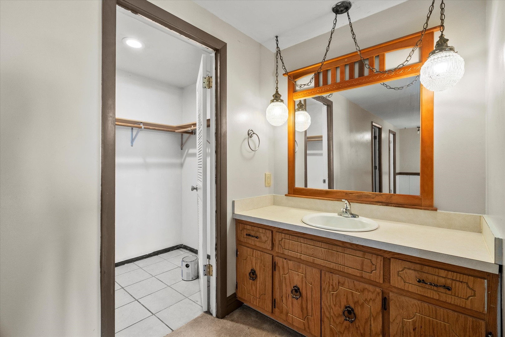 464 E Pilot Drive