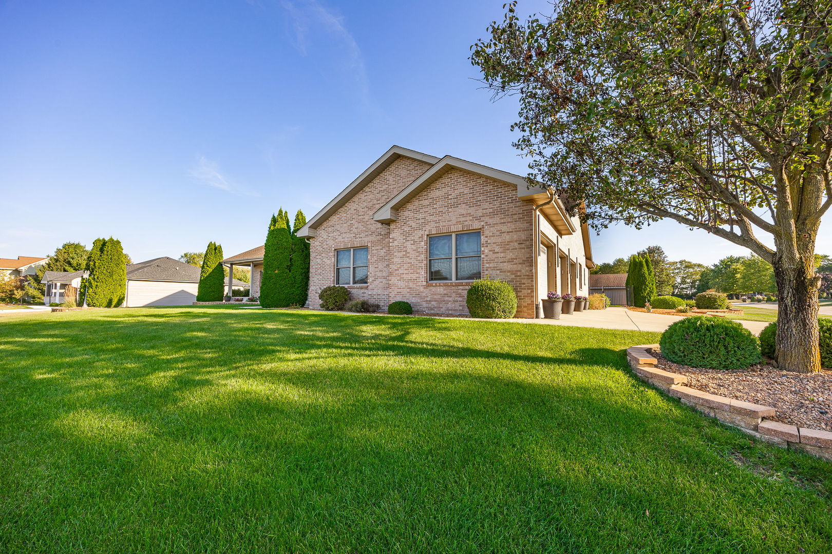2089 Sunset View Lane