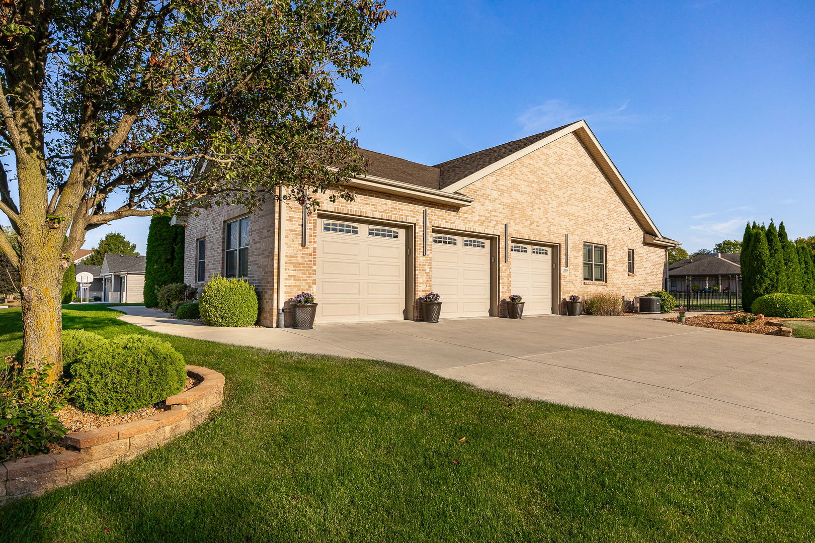 2089 Sunset View Lane