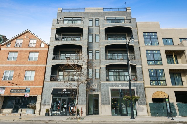 1650 W Belmont Avenue Unit: 1W