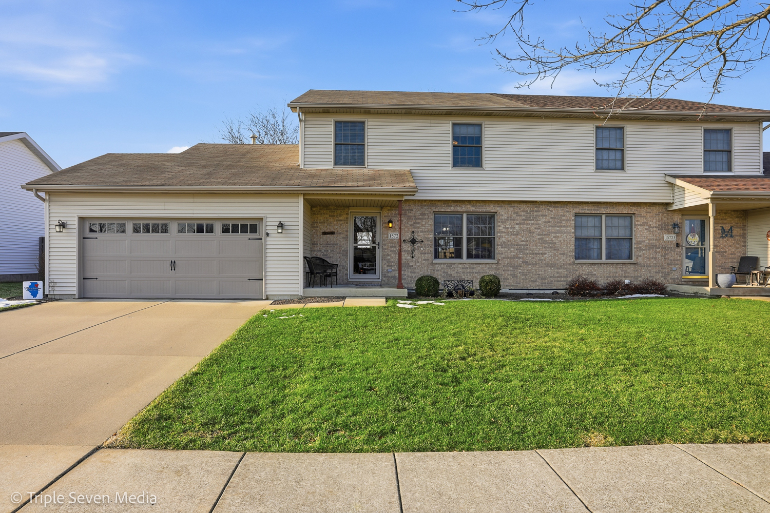 15721 W Waterford Lane