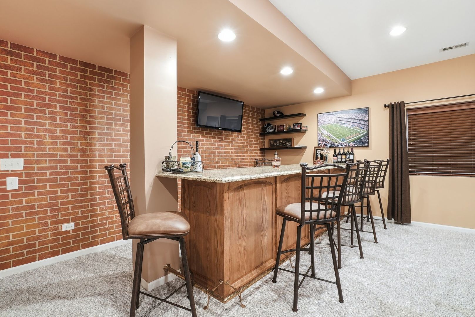 1184 Patrick Henry Parkway