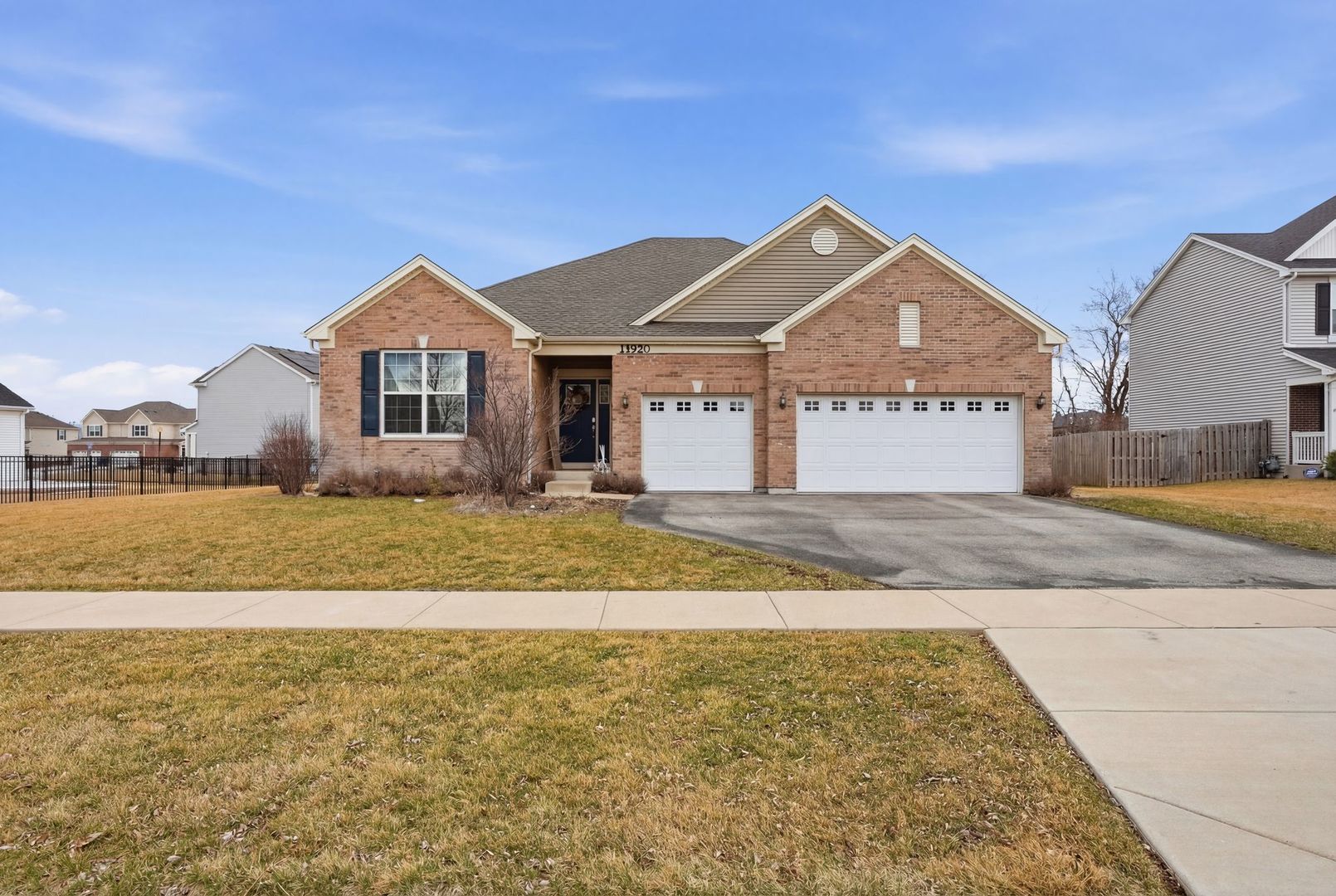 14920 W Carver Crossing