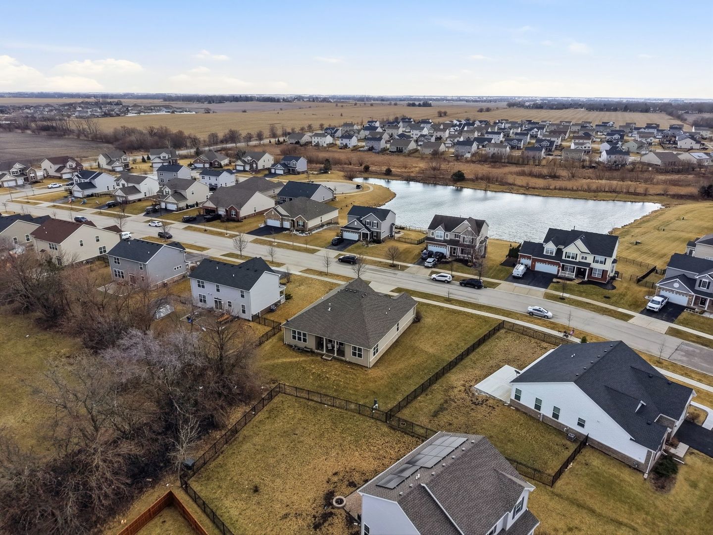 14920 W Carver Crossing