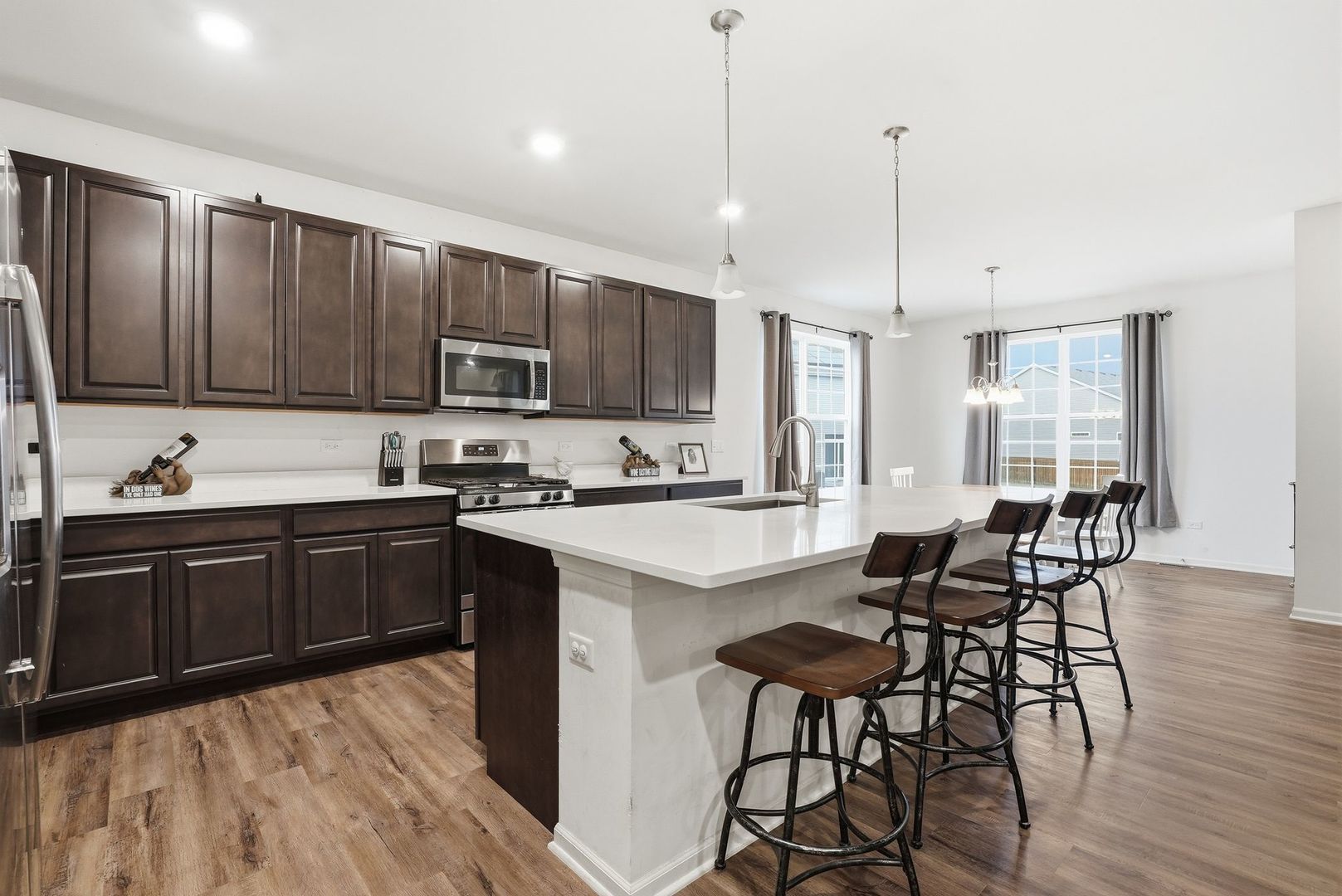 14920 W Carver Crossing