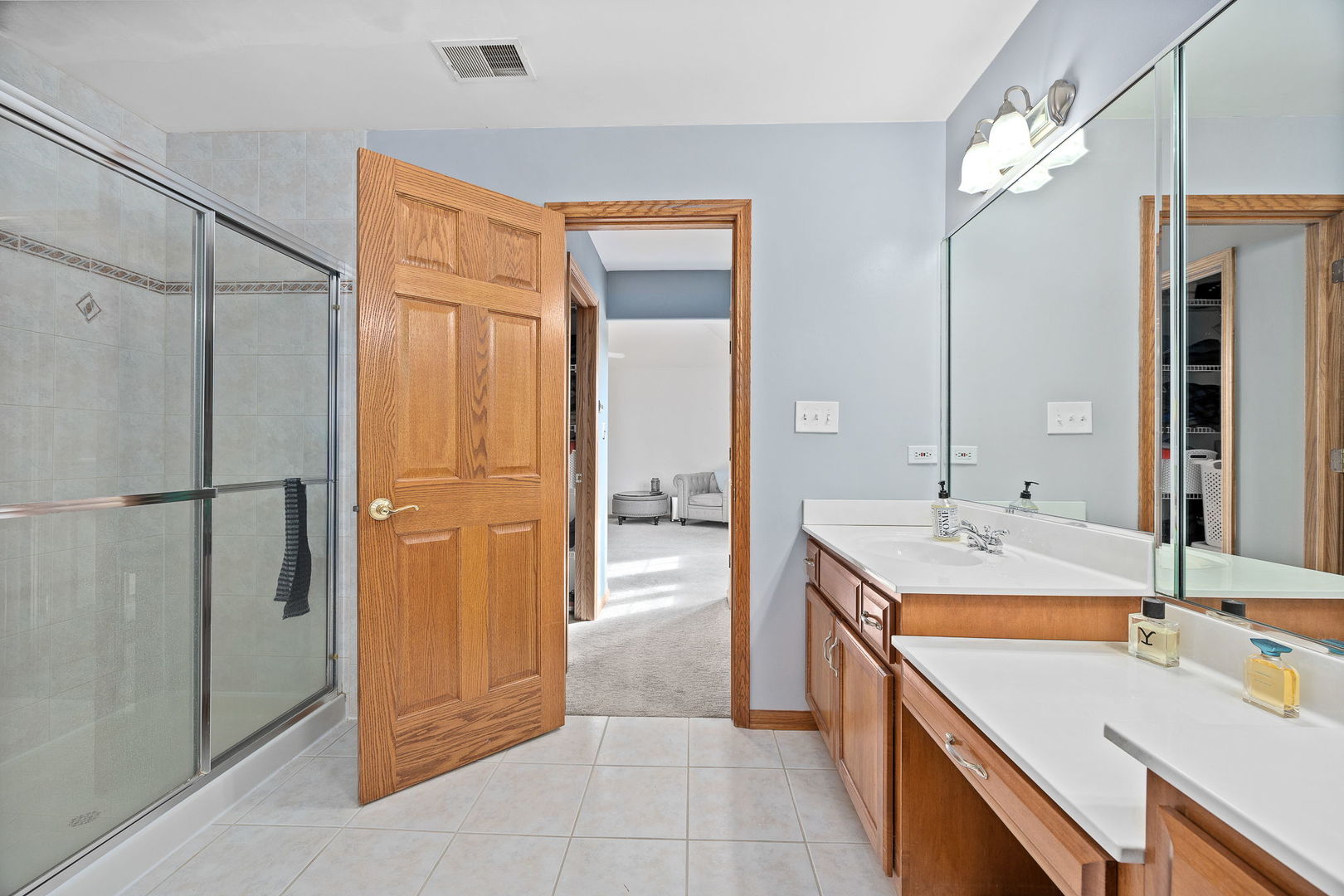 22374 Woodland Lane