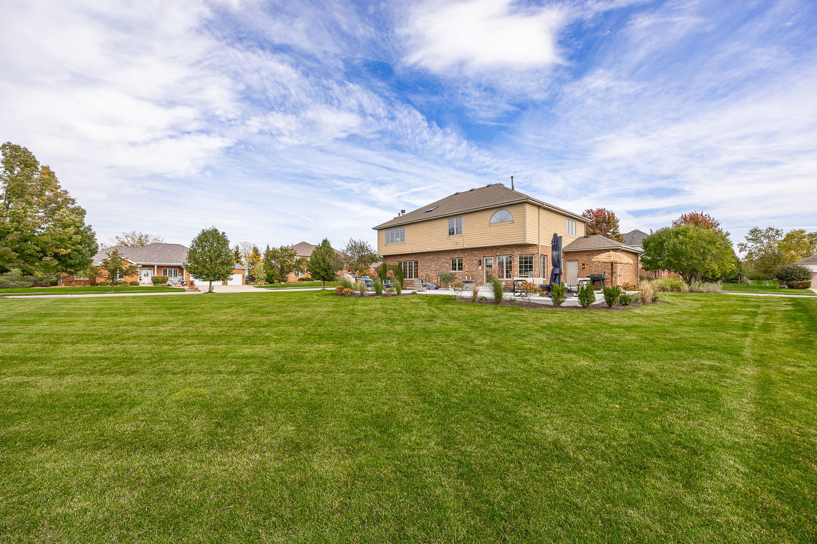 22374 Woodland Lane