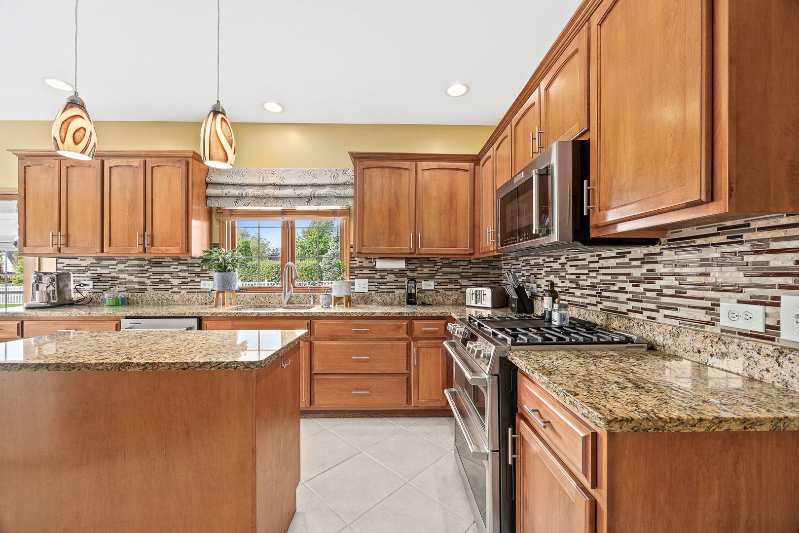 22374 Woodland Lane