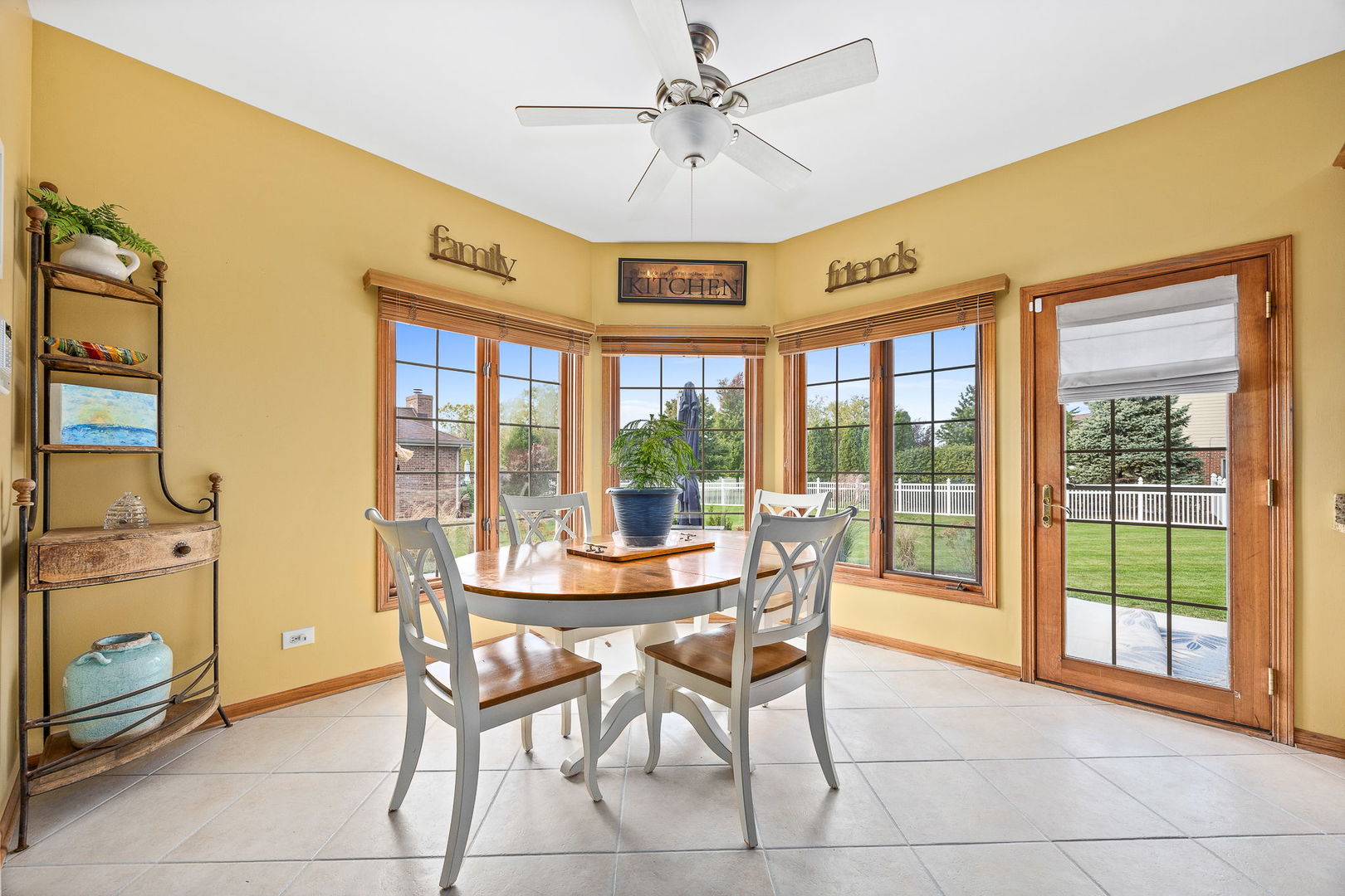 22374 Woodland Lane