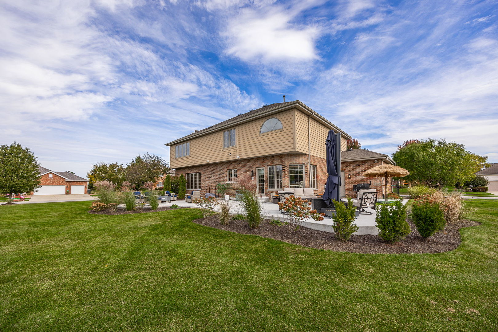 22374 Woodland Lane