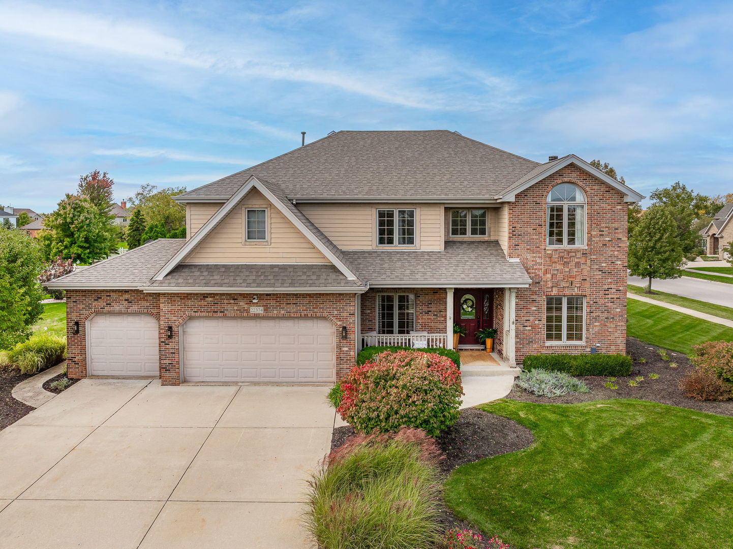 22374 Woodland Lane