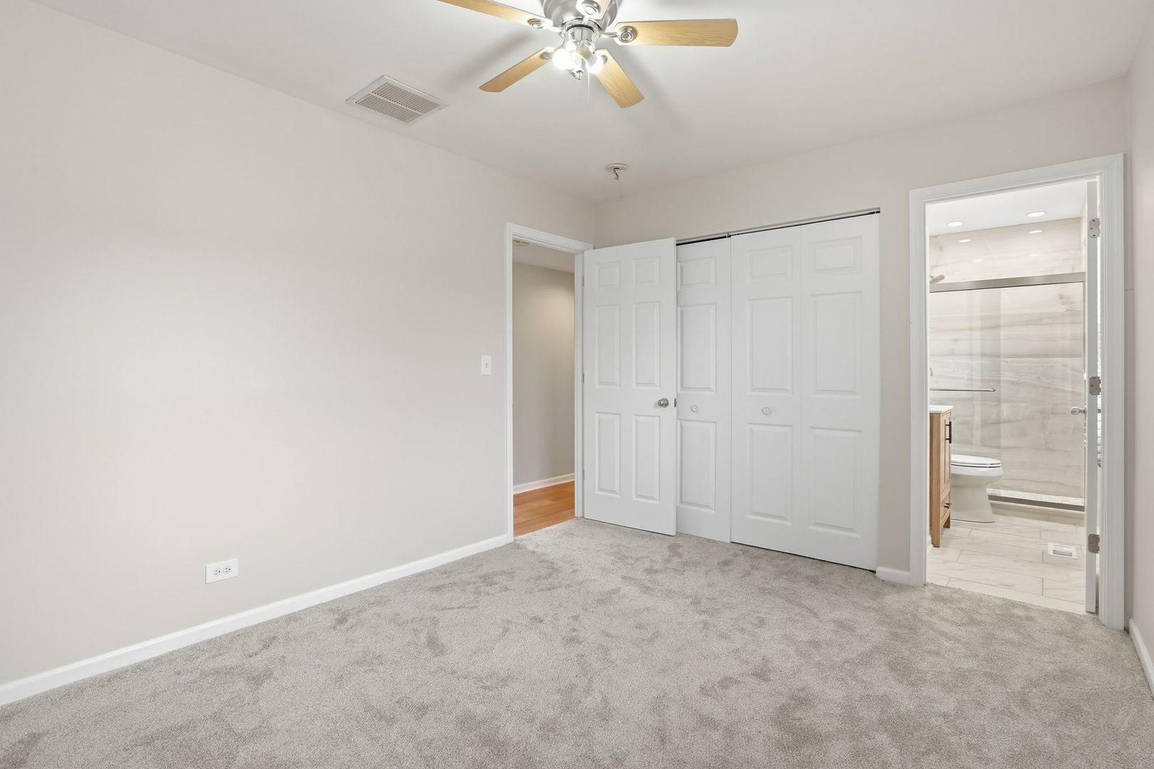 221 Davis Lane