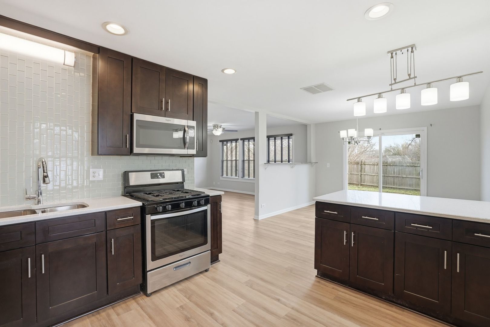 221 Davis Lane