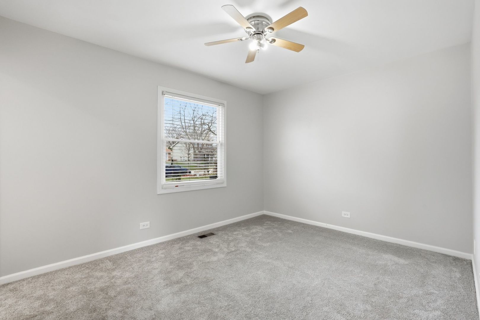 221 Davis Lane
