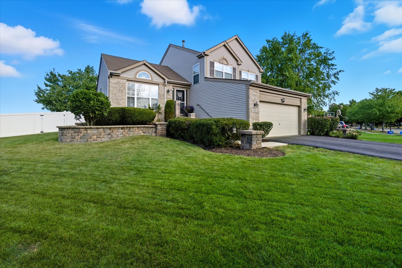 1600 Prairieview Boulevard