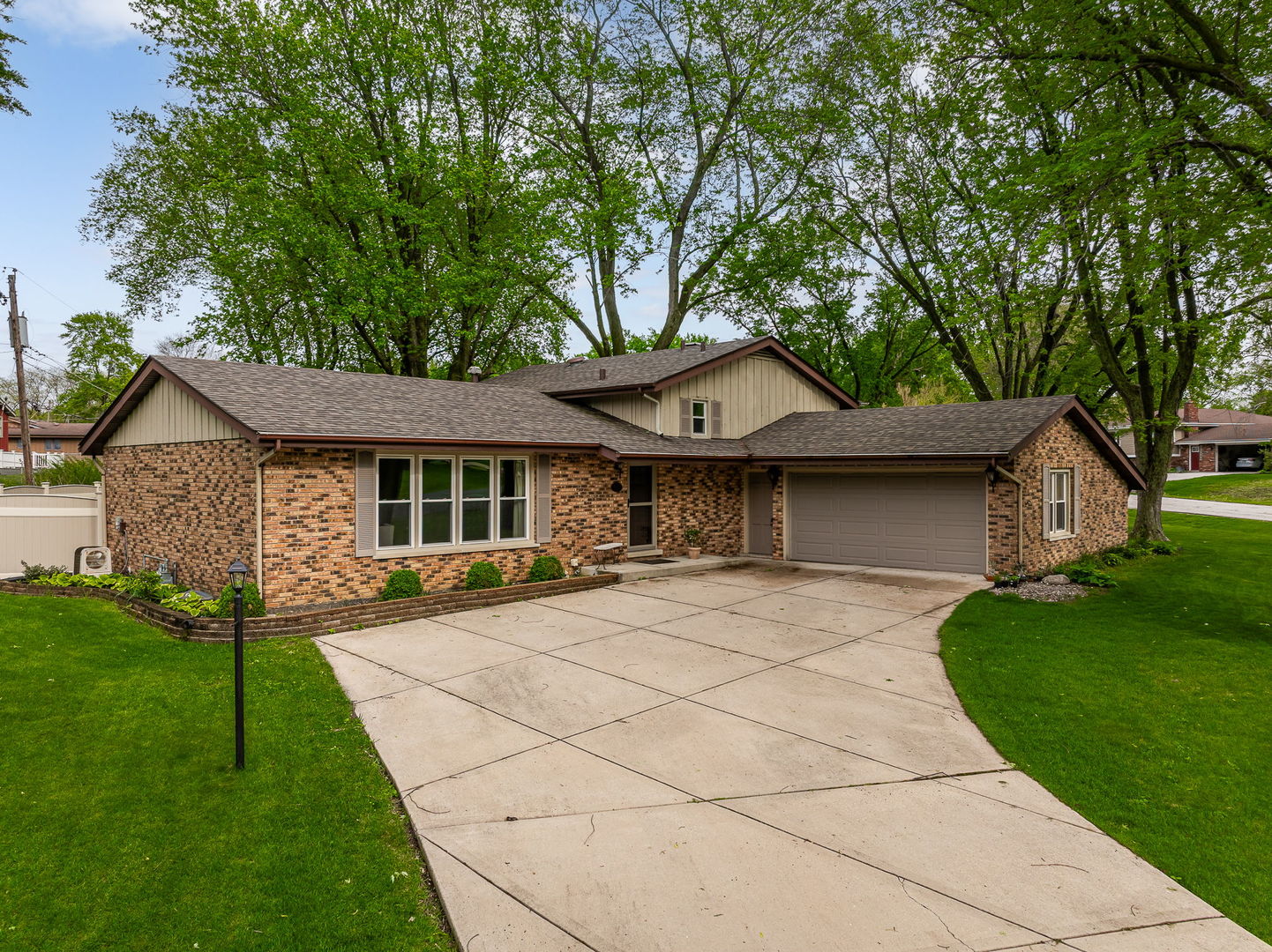 501 Hobby Avenue