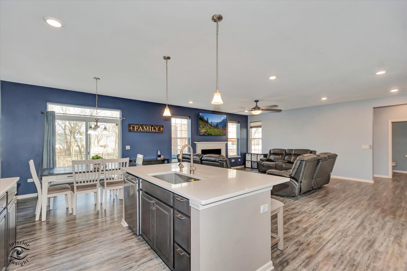 14860 W Carver Crossing