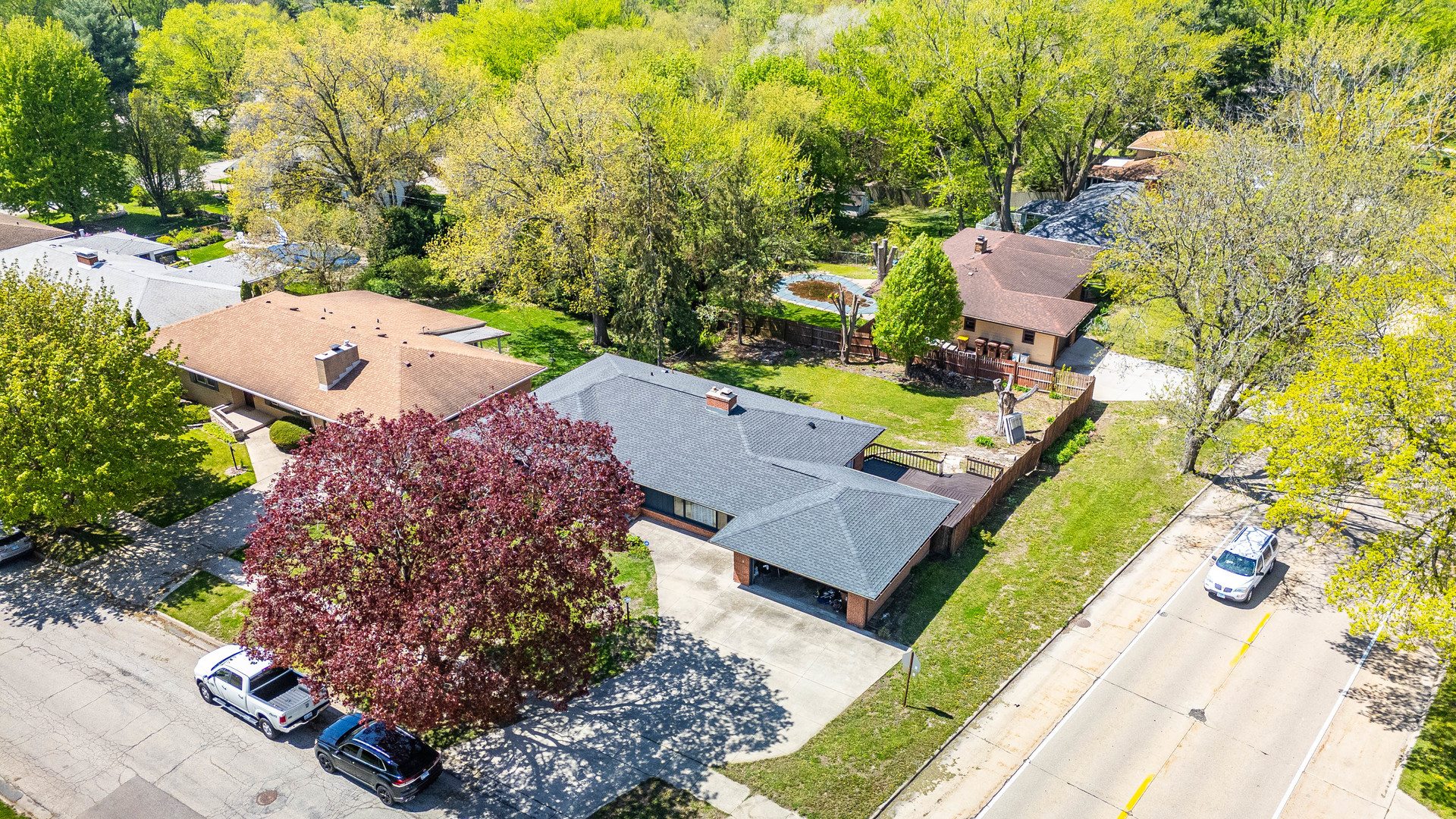 828 Tamarack Lane