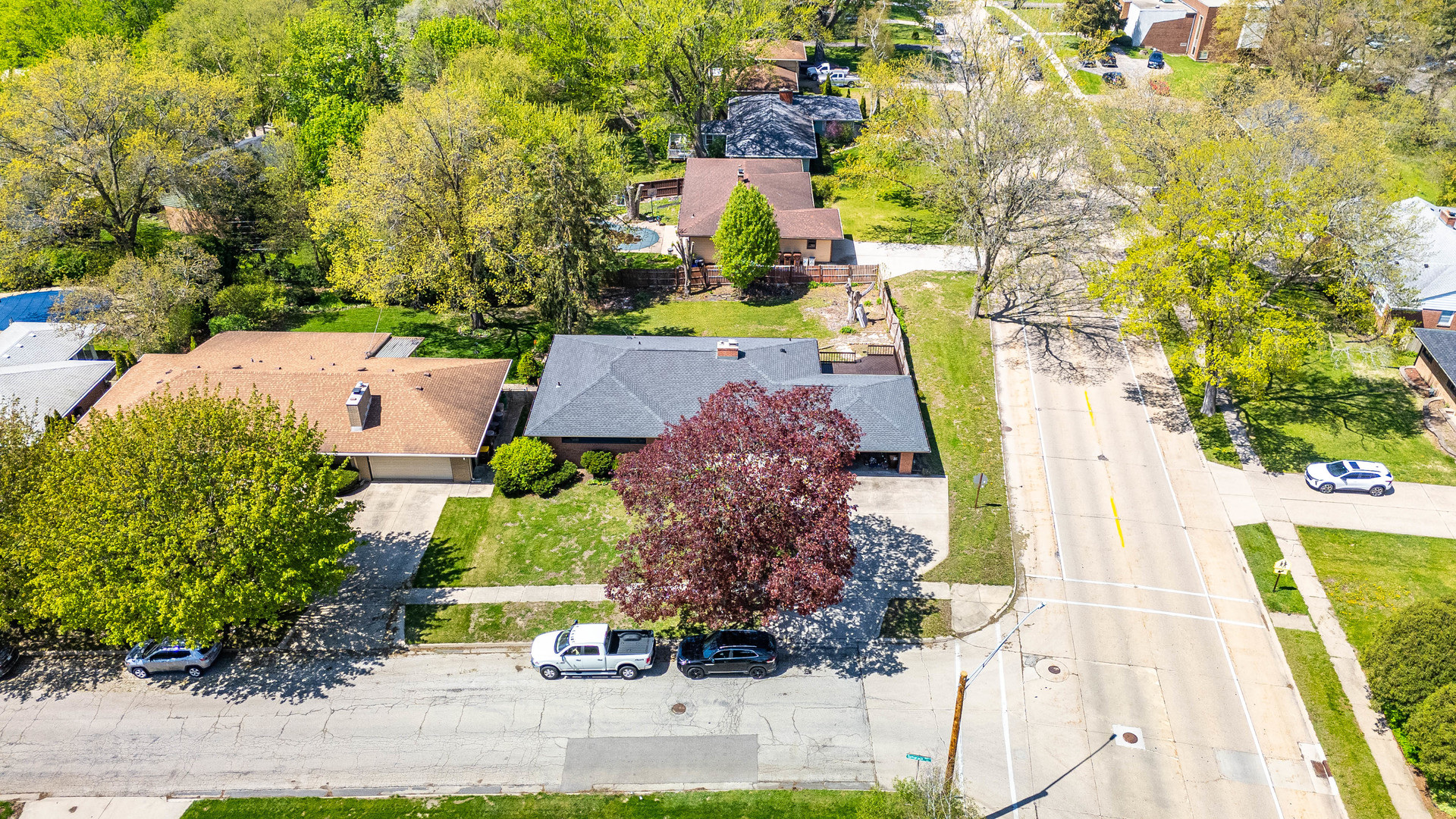 828 Tamarack Lane