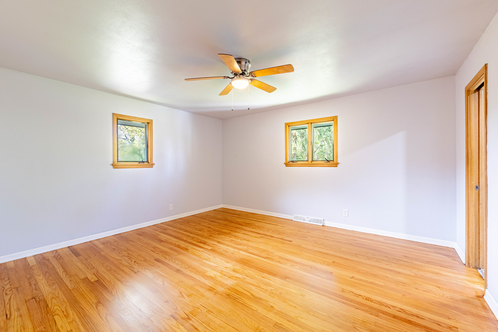828 Tamarack Lane