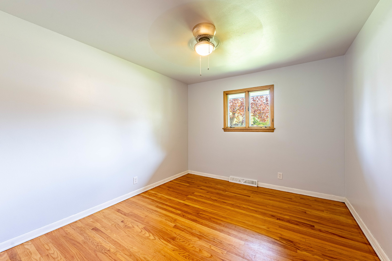 828 Tamarack Lane