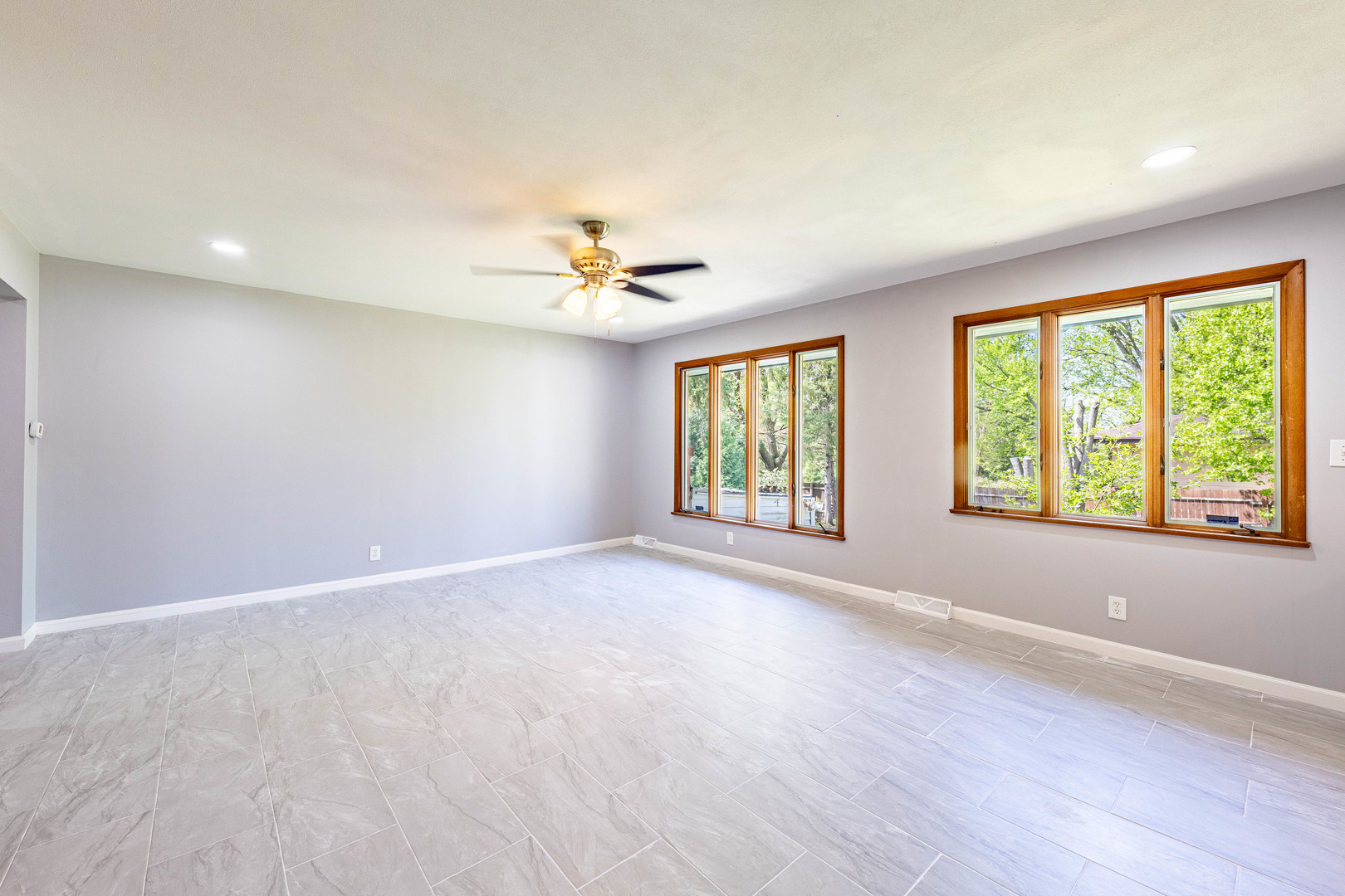 828 Tamarack Lane