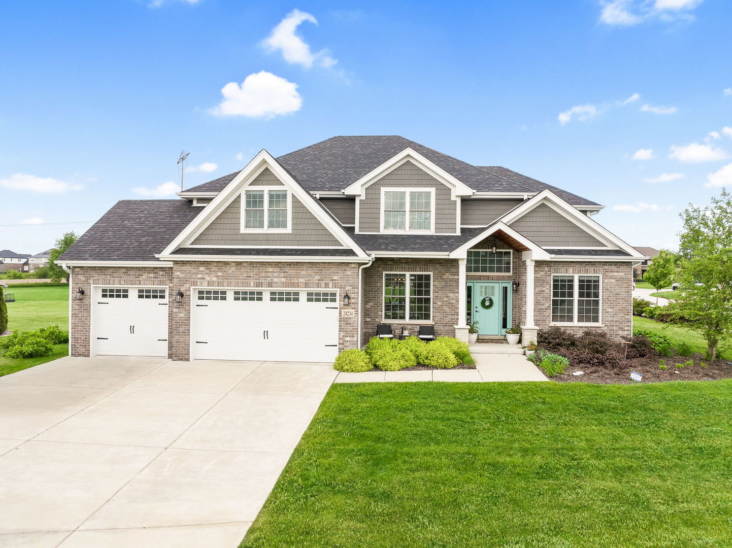 24234 S Sunset Lakes Drive