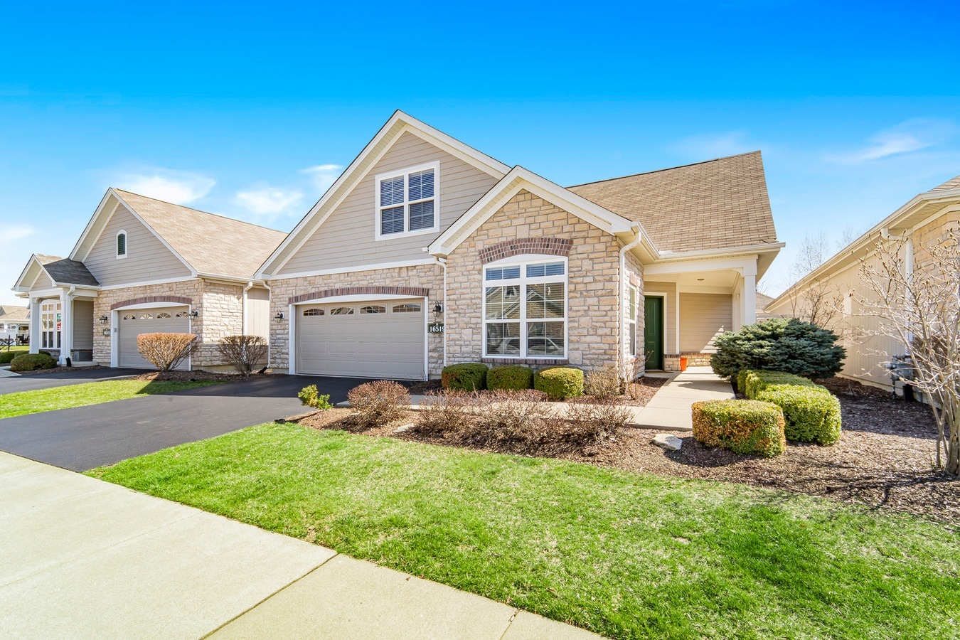 16519 S Fox Run Circle