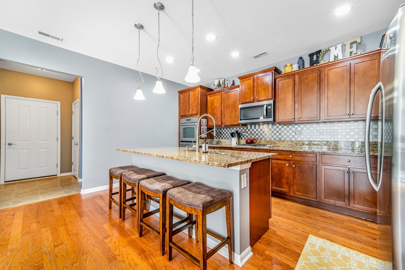 16519 S Fox Run Circle
