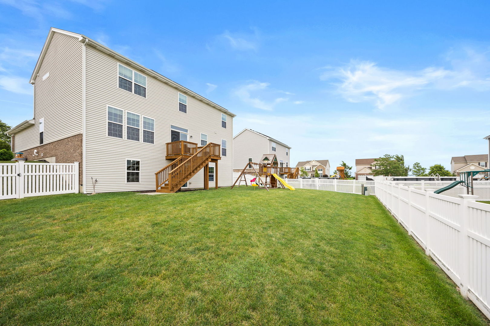 14841 W Carver Crossing
