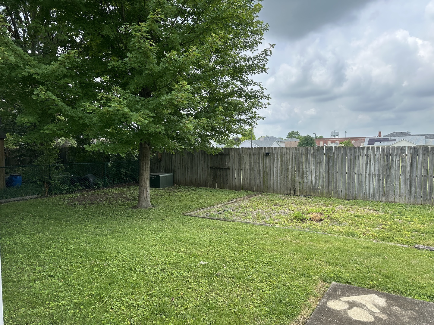 625 N Diversatech Drive