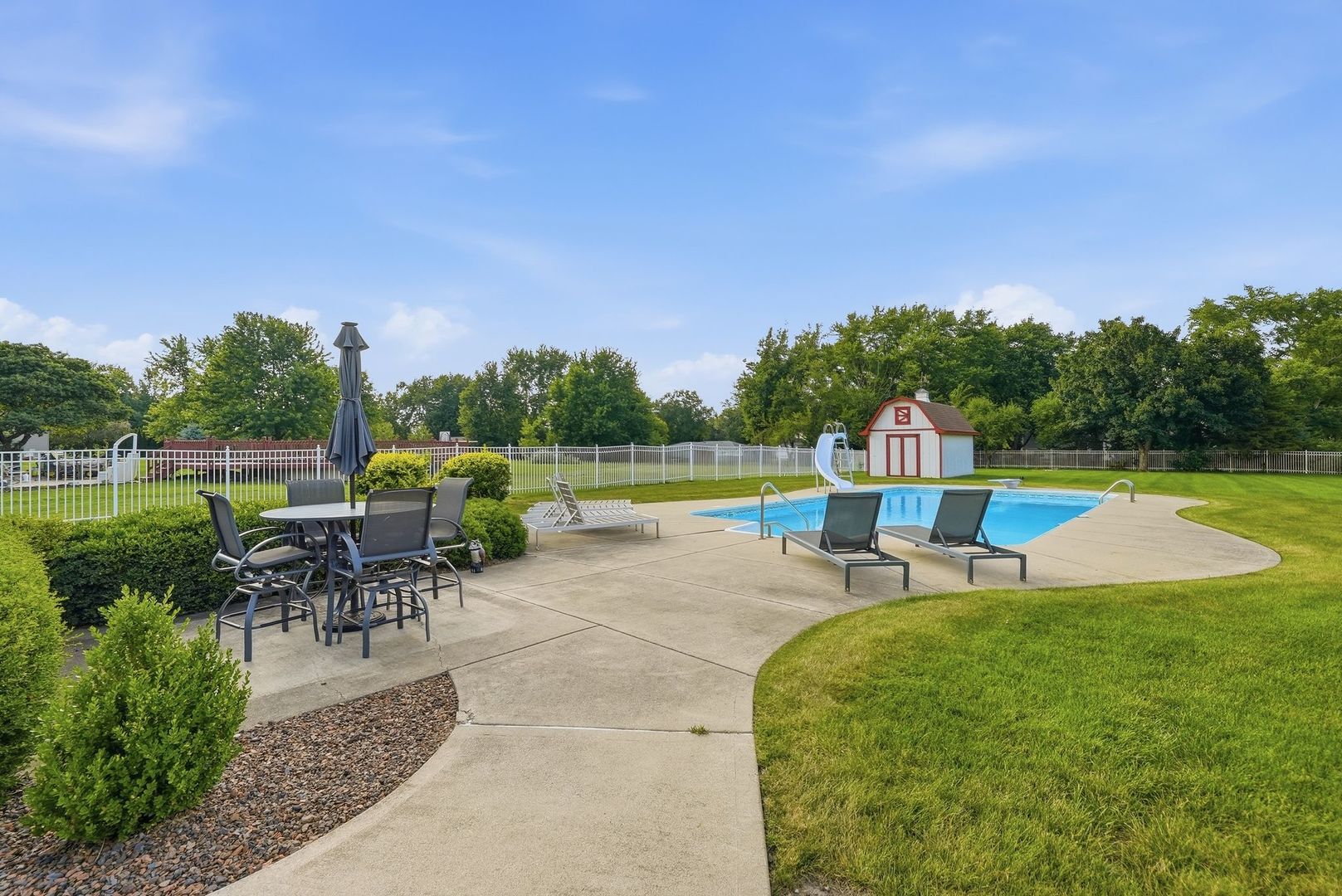 1801 Pheasant Lane