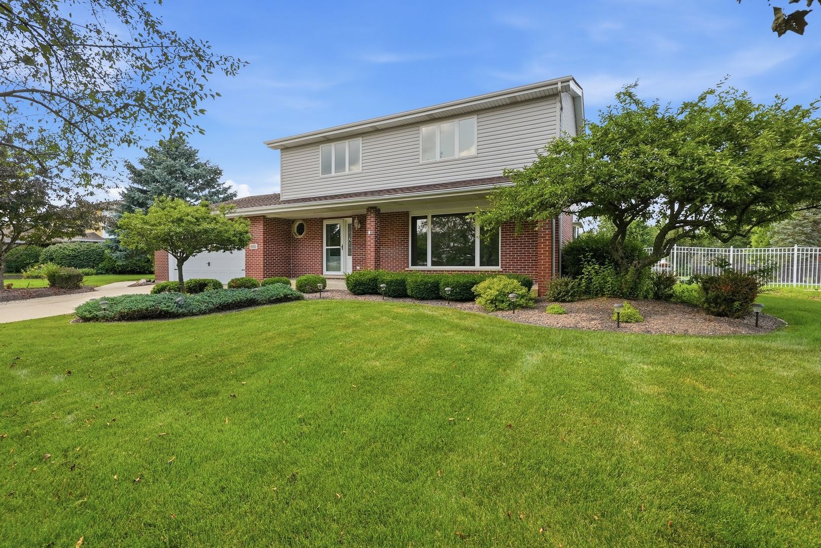 1801 Pheasant Lane