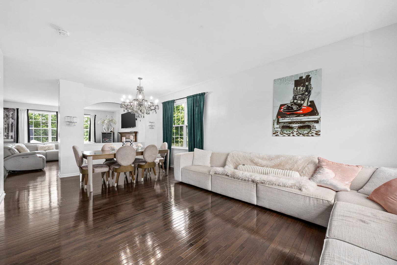 2297 Deerpath Road