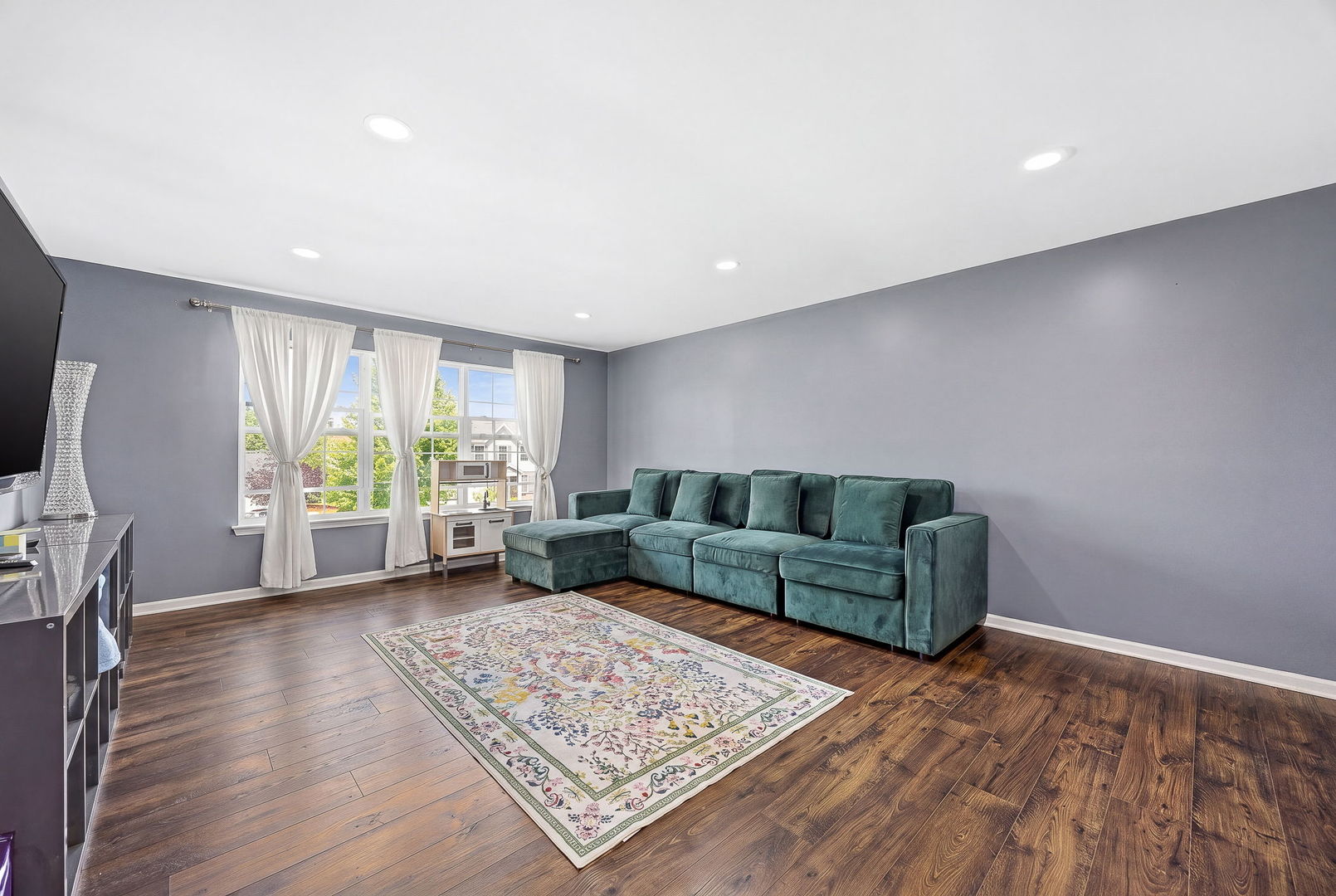 2297 Deerpath Road