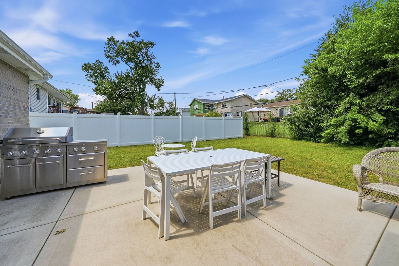 5126 Aldersyde Road