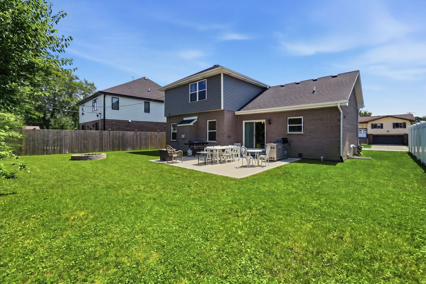 5126 Aldersyde Road