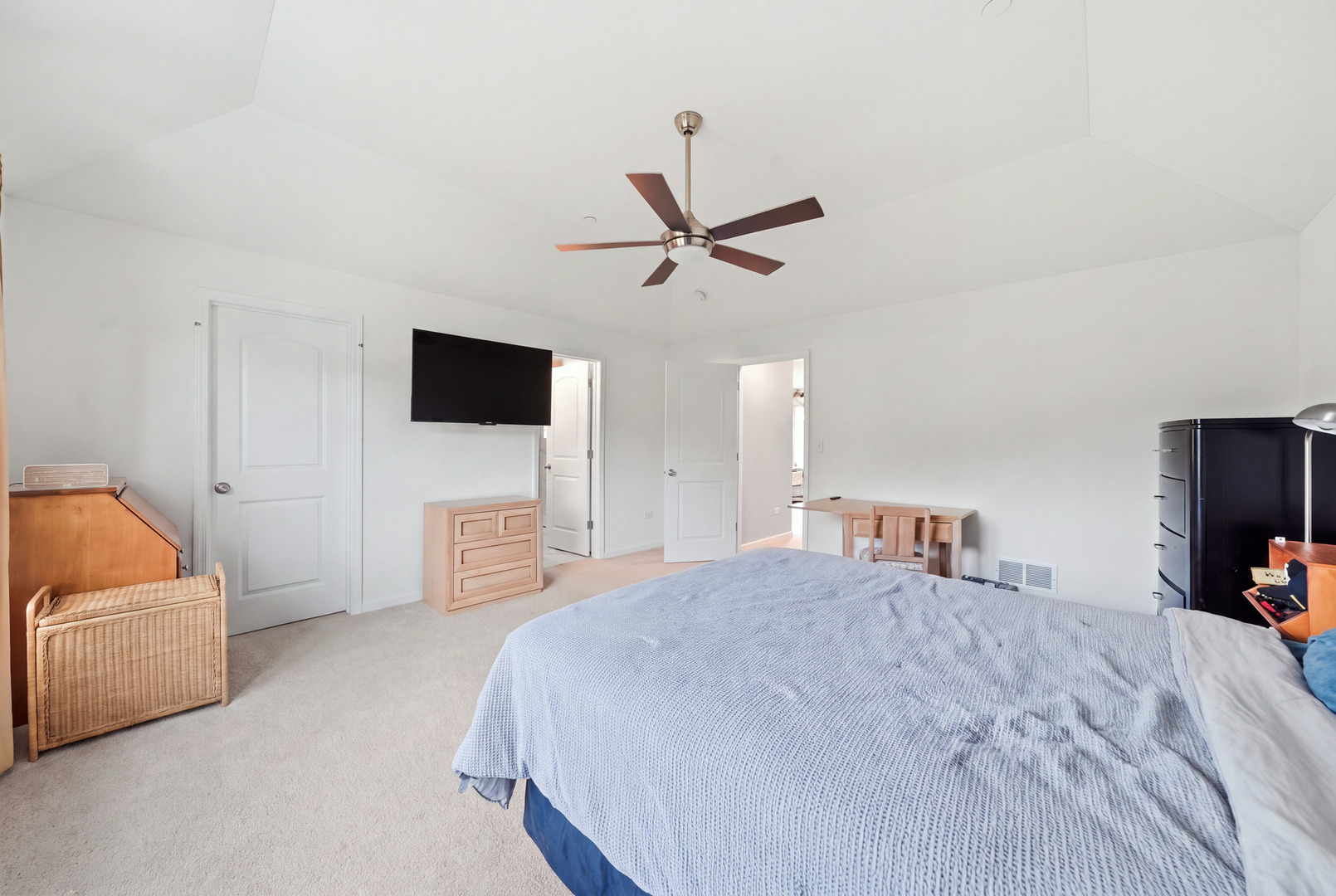 5126 Aldersyde Road