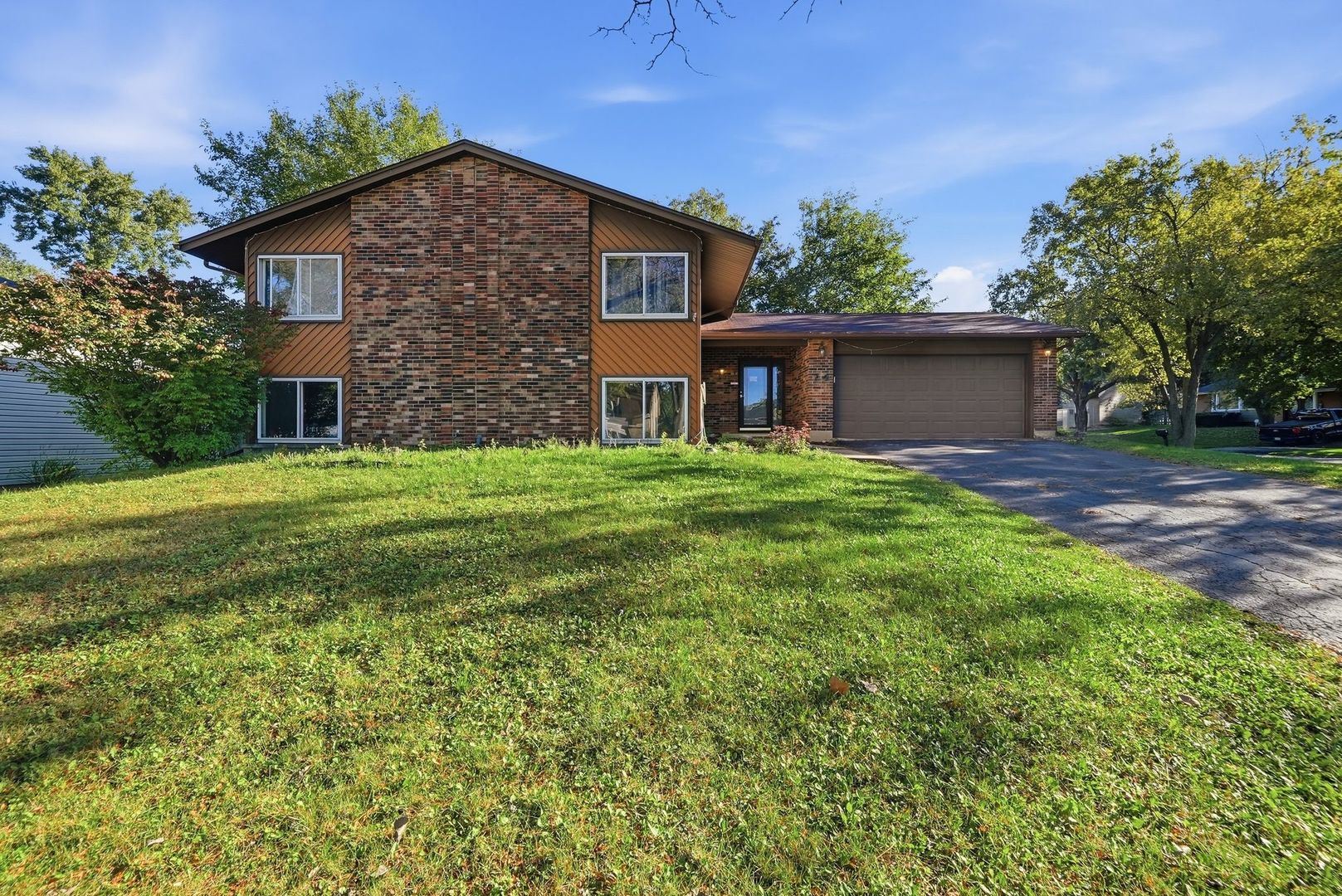 714 Dorchester Drive
