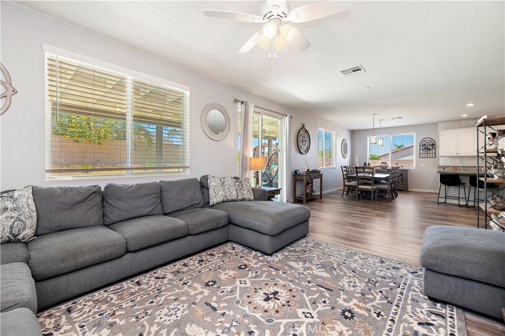 34567 Silky Dogwood Drive