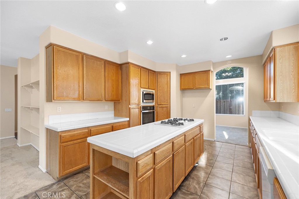 23515 Mountainside Court